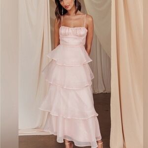 Selfie Leslie Blush Tiered Midi Dress
